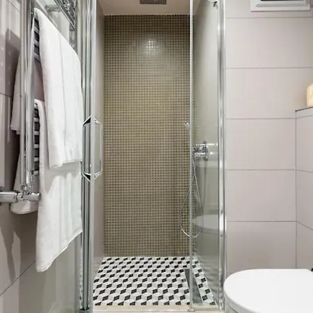 Dom House - New Near Taksim Square